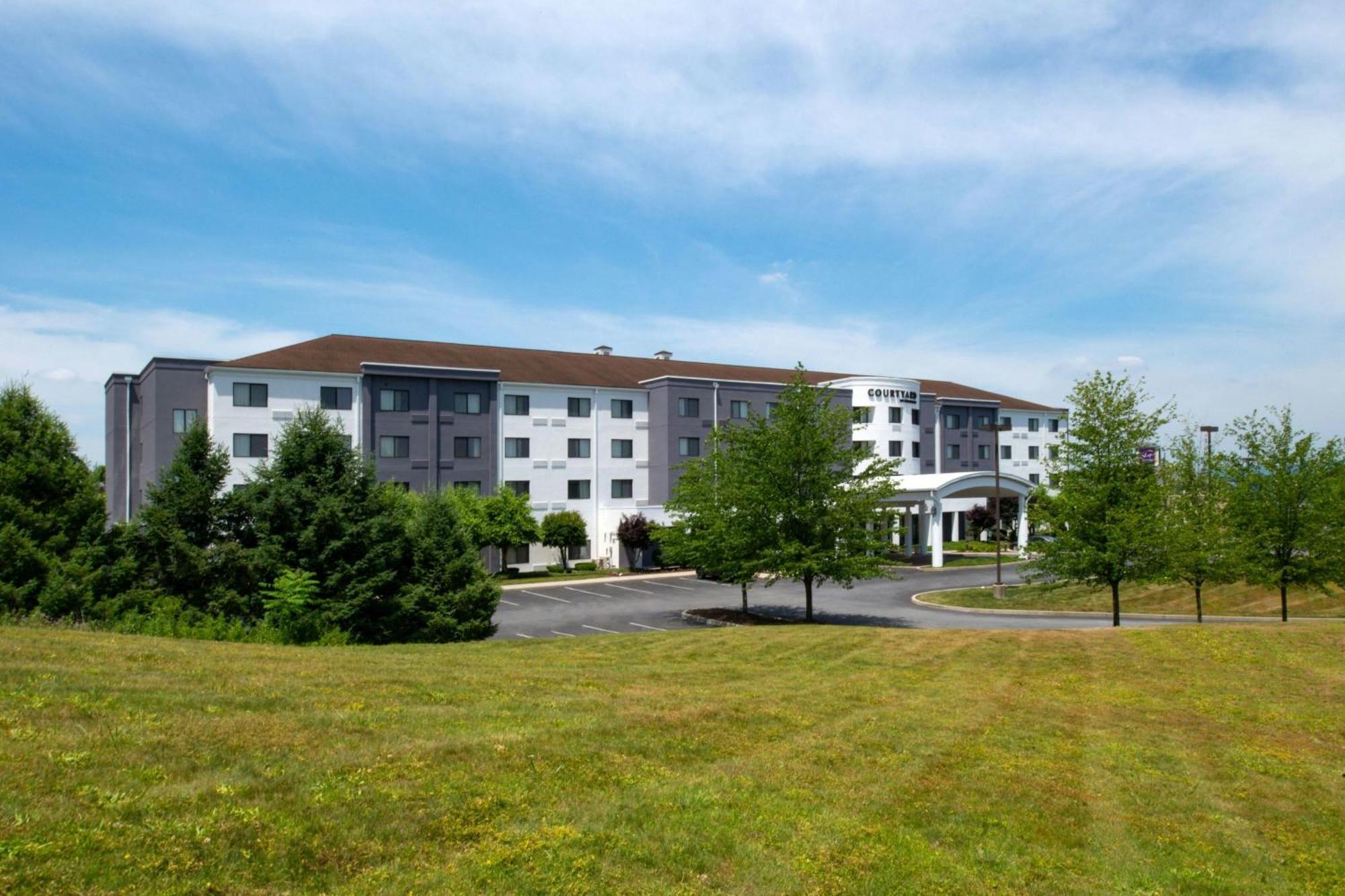 Courtyard By Marriott Harrisburg Hershey Eksteriør bilde