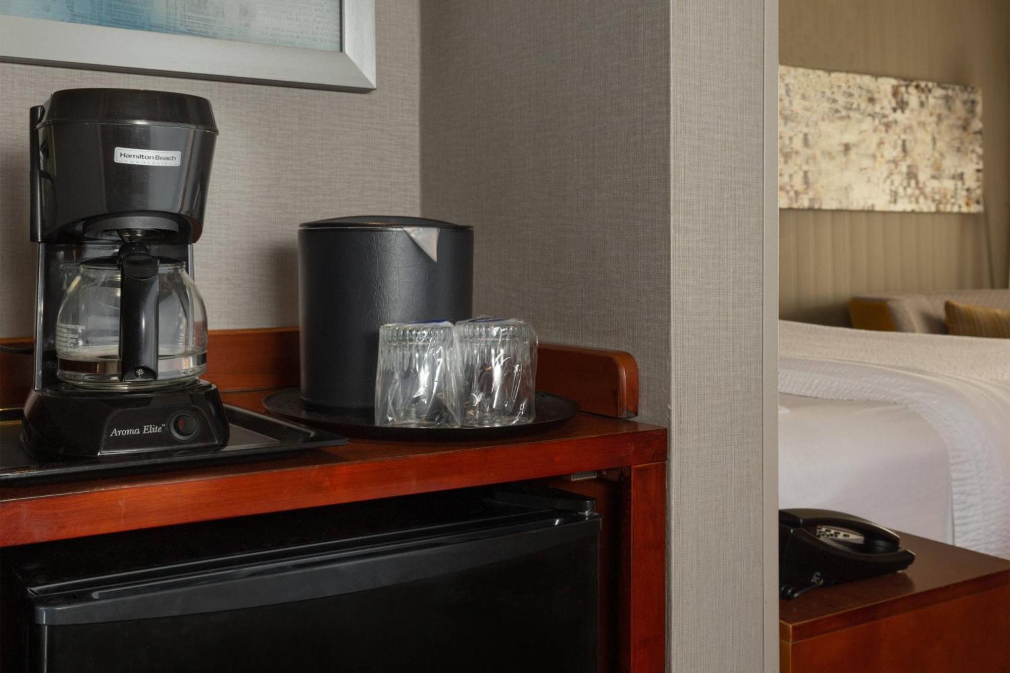 Courtyard By Marriott Harrisburg Hershey Eksteriør bilde